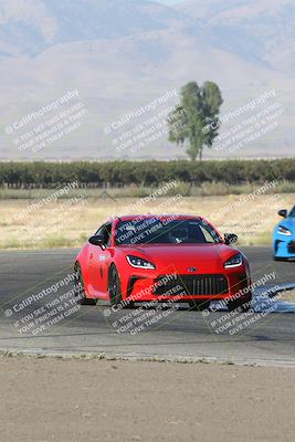 media/Sep-15-2024-Speed Ventures (Sun) [[7a54f7ed2f]]/86 Group/Session 1 (Outside Grapevine)/